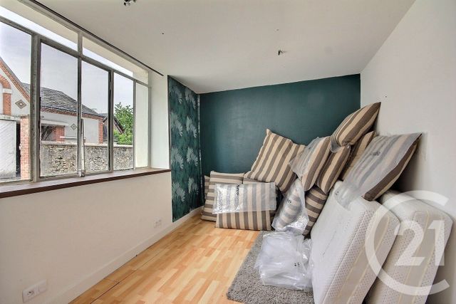 Maison &agrave; louer - 5 pi&egrave;ces - 121 m2 - Bracieux - 41 - CENTRE