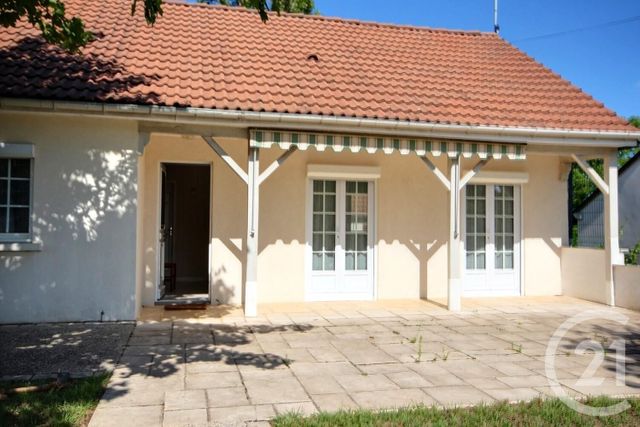 Maison &agrave; louer - 3 pi&egrave;ces - 73,77 m2 - Suevres - 41 - CENTRE