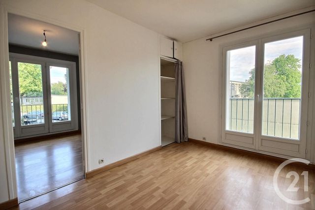 Appartement &agrave; louer - 2 pi&egrave;ces - 36 m2 - Blois - 41 - CENTRE