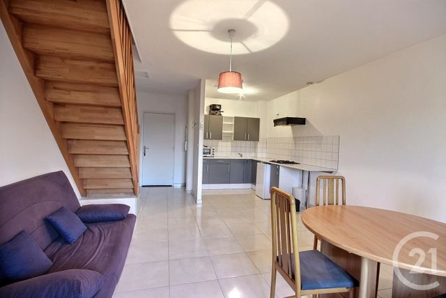 Appartement F2 &agrave; louer - 2 pi&egrave;ces - 58,71 m2 - Suevres - 41 - CENTRE
