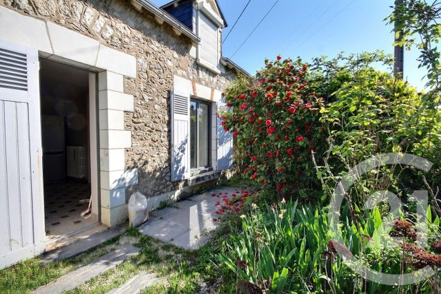Maison &agrave; louer - 2 pi&egrave;ces - 70 m2 - Blois - 41 - CENTRE