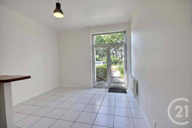 Appartement &agrave; louer - 2 pi&egrave;ces - 36,40 m2 - Blois - 41 - CENTRE