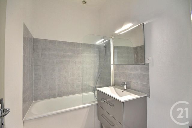 Appartement &agrave; louer - 2 pi&egrave;ces - 36,40 m2 - Blois - 41 - CENTRE