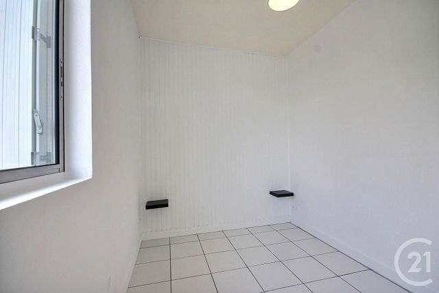 Appartement &agrave; louer - 2 pi&egrave;ces - 36,40 m2 - Blois - 41 - CENTRE