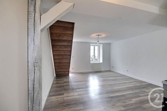 Maison &agrave; louer - 3 pi&egrave;ces - 53,06 m2 - Mer - 41 - CENTRE
