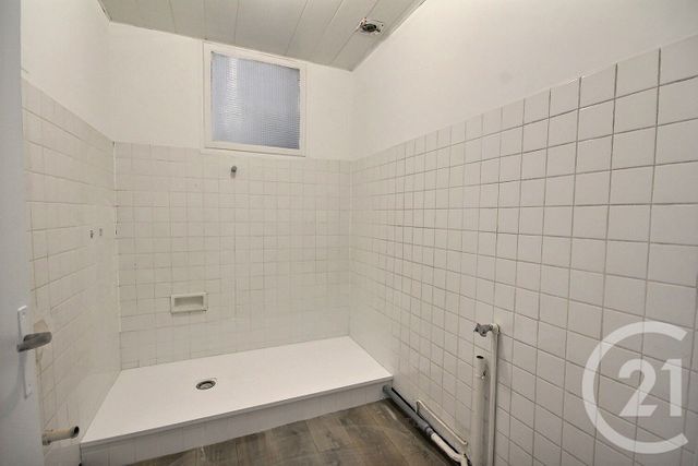 Appartement &agrave; louer - 4 pi&egrave;ces - 87 m2 - Blois - 41 - CENTRE