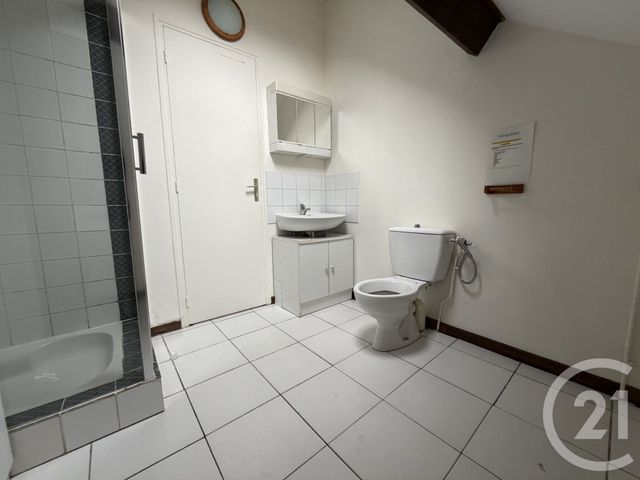 Appartement Studio &agrave; louer - 1 pi&egrave;ce - 25,73 m2 - Pont Ste Maxence - 60 - PICARDIE