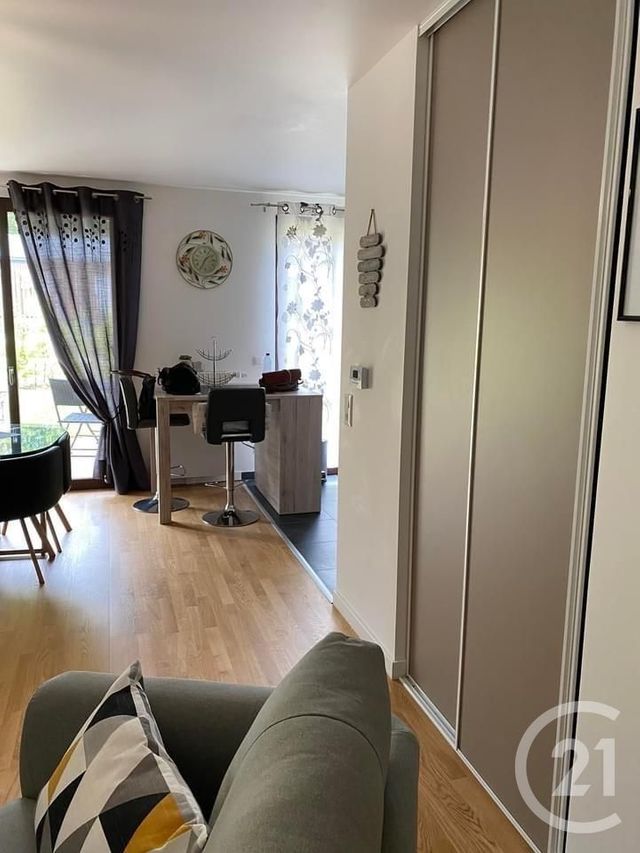 Appartement F2 &agrave; louer - 2 pi&egrave;ces - 49,04 m2 - Senlis - 60 - PICARDIE