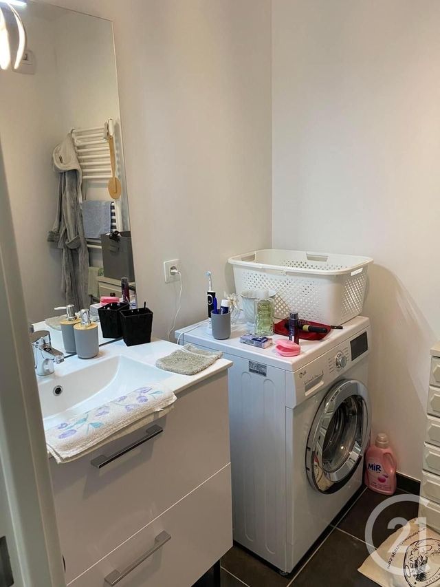 Appartement F2 &agrave; louer - 2 pi&egrave;ces - 49,04 m2 - Senlis - 60 - PICARDIE