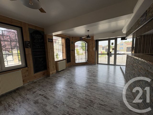 Local commercial à louer - 204.8 m2 - 60 - Oise