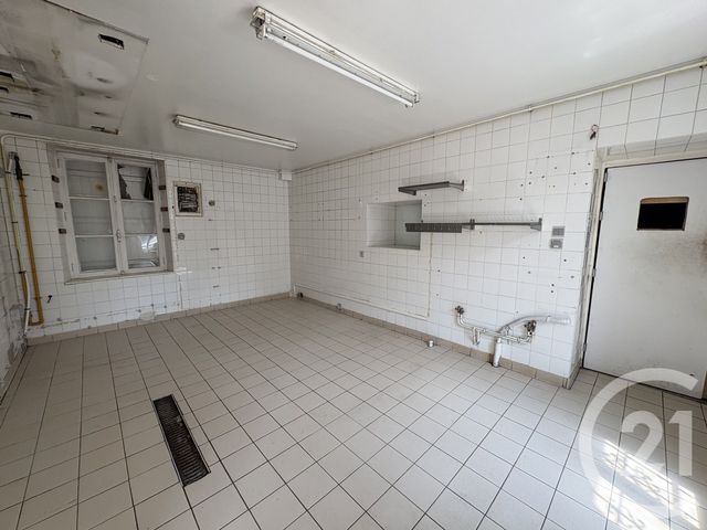 Local commercial à louer - 204.8 m2 - 60 - Oise