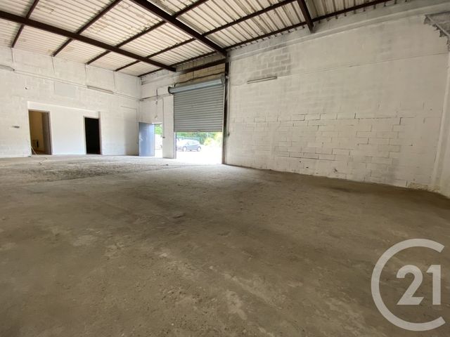 Local commercial à louer - 160.0 m2 - 60 - Oise