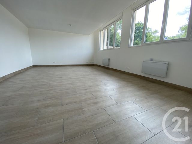 Local commercial à louer - 160.0 m2 - 60 - Oise