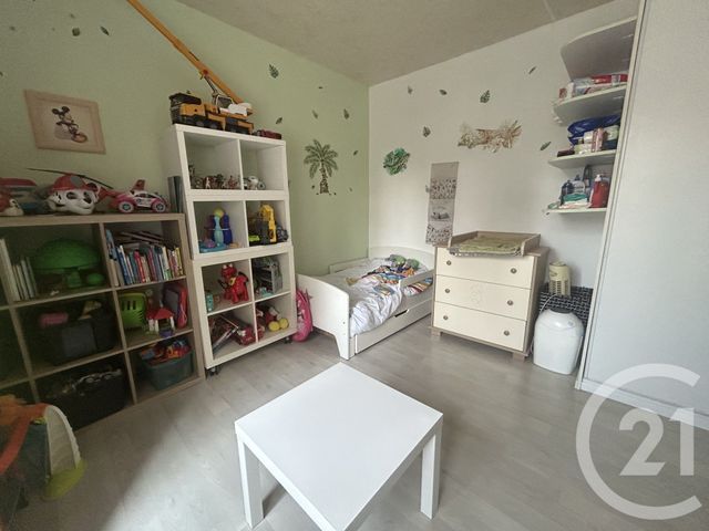 Appartement à vendre - 4 pièces - 102,25 m2 - Liancourt - 60 - PICARDIE
