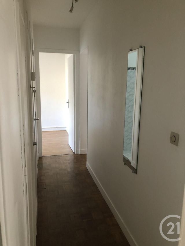 Appartement F3 à vendre - 3 pièces - 61,48 m2 - Compiegne - 60 - PICARDIE