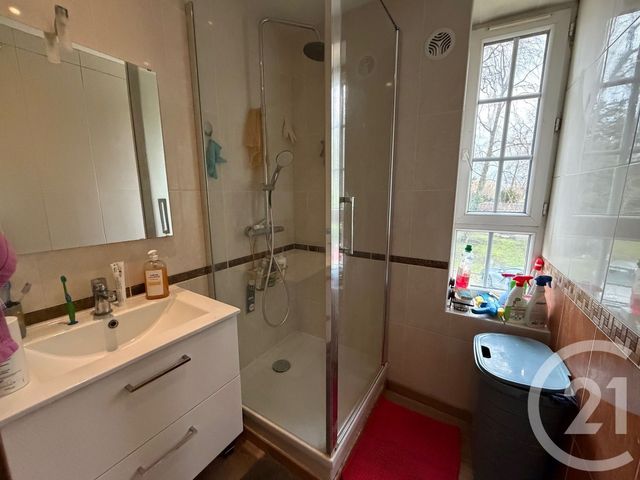 Maison &agrave; louer - 4 pi&egrave;ces - 84,25 m2 - Pont Ste Maxence - 60 - PICARDIE