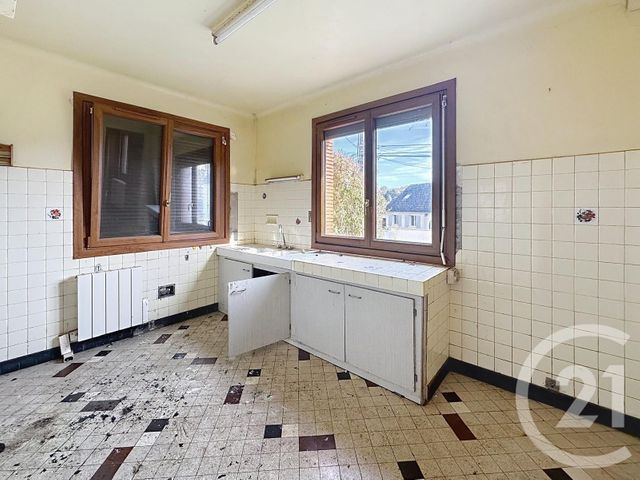 Maison &agrave; vendre - 6 pi&egrave;ces - 175 m2 - Verneuil En Halatte - 60 - PICARDIE