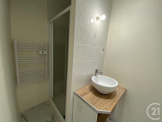 Appartement F2 à louer - 2 pièces - 44,37 m2 - Pont Ste Maxence - 60 - PICARDIE