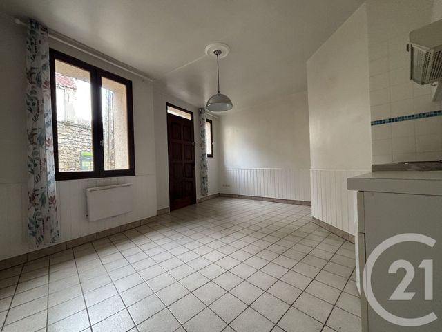 Appartement Studio à louer - 1 pièce - 21 m2 - Pont Ste Maxence - 60 - PICARDIE