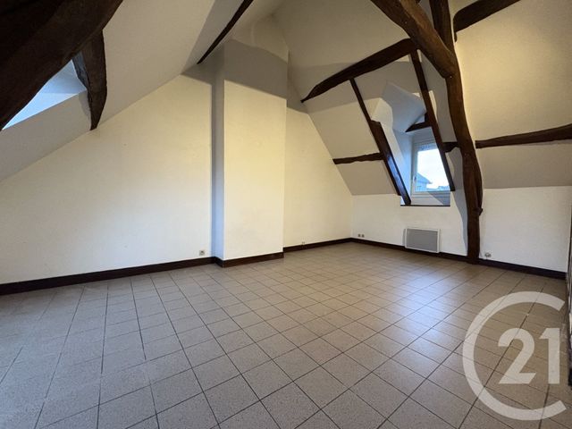 Appartement F3 à louer - 3 pièces - 45,95 m2 - Pont Ste Maxence - 60 - PICARDIE