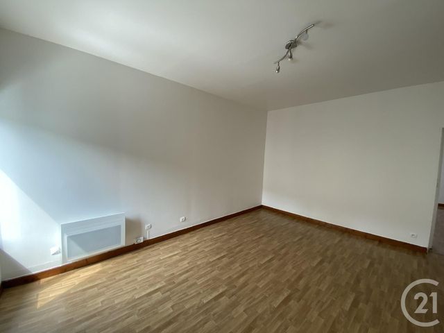 Appartement F2 &agrave; louer - 2 pi&egrave;ces - 39,41 m2 - Pont Ste Maxence - 60 - PICARDIE