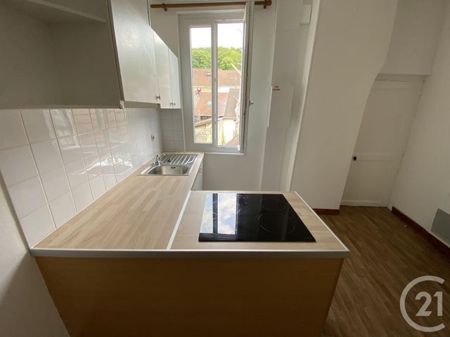 Appartement F2 &agrave; louer - 2 pi&egrave;ces - 39,41 m2 - Pont Ste Maxence - 60 - PICARDIE
