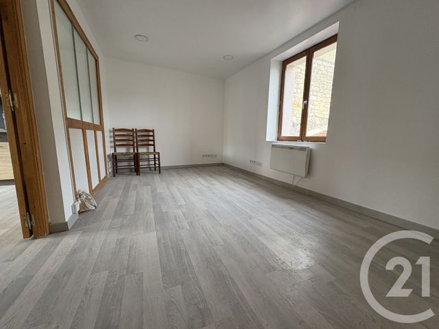 Appartement F3 &agrave; louer - 3 pi&egrave;ces - 58,86 m2 - Pont Ste Maxence - 60 - PICARDIE