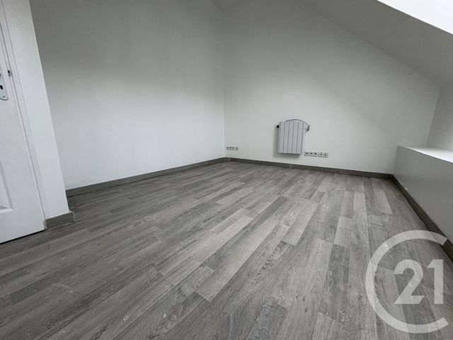 Appartement F3 &agrave; louer - 3 pi&egrave;ces - 58,86 m2 - Pont Ste Maxence - 60 - PICARDIE