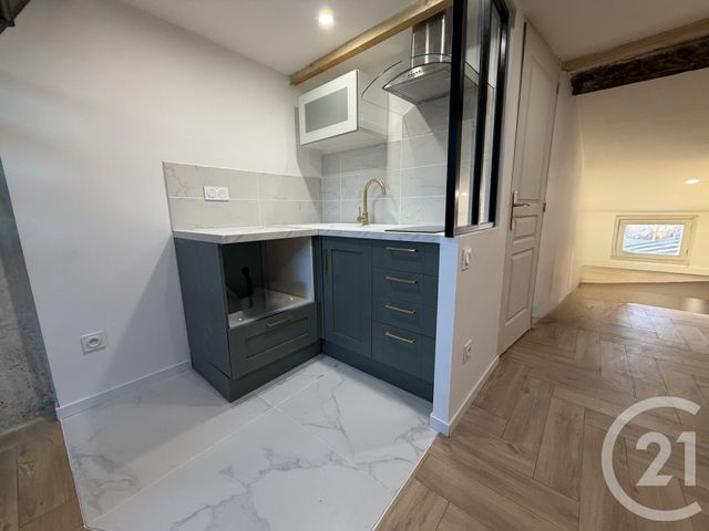 Appartement Studio &agrave; louer - 1 pi&egrave;ce - 19,29 m2 - Pont Ste Maxence - 60 - PICARDIE