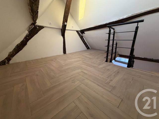 Appartement Studio &agrave; louer - 1 pi&egrave;ce - 19,29 m2 - Pont Ste Maxence - 60 - PICARDIE