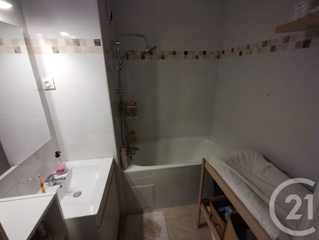 Appartement F2 &agrave; vendre - 2 pi&egrave;ces - 53,16 m2 - Nogent Sur Oise - 60 - PICARDIE