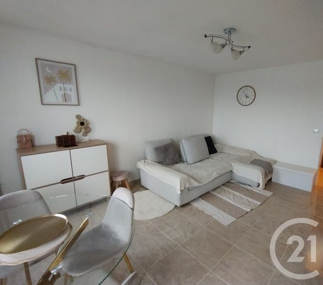 Appartement F2 &agrave; vendre - 2 pi&egrave;ces - 53,16 m2 - Nogent Sur Oise - 60 - PICARDIE