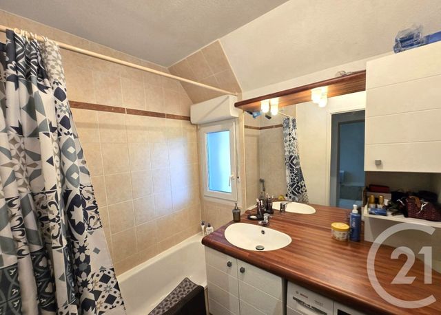 Appartement F2 &agrave; louer - 2 pi&egrave;ces - 42,57 m2 - Pont Ste Maxence - 60 - PICARDIE