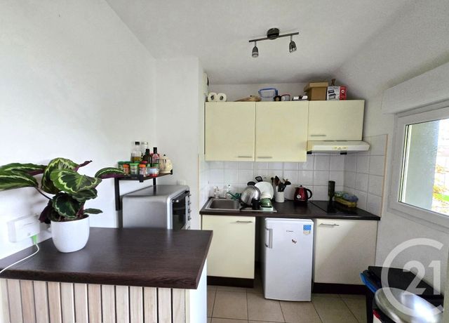 Appartement F2 &agrave; louer - 2 pi&egrave;ces - 42,57 m2 - Pont Ste Maxence - 60 - PICARDIE
