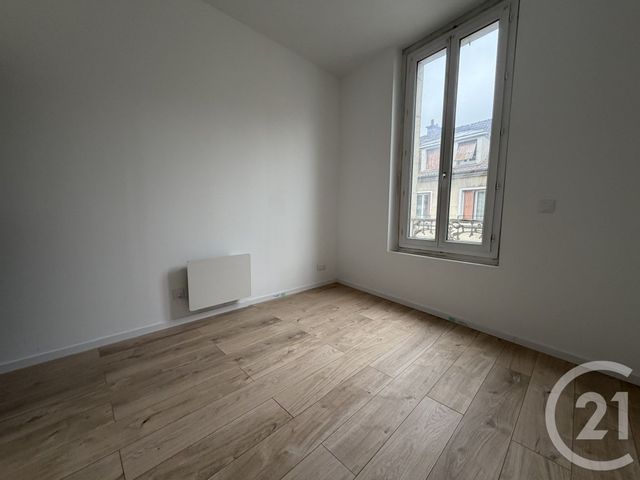 Appartement F2 &agrave; louer - 2 pi&egrave;ces - 27,45 m2 - Pont Ste Maxence - 60 - PICARDIE