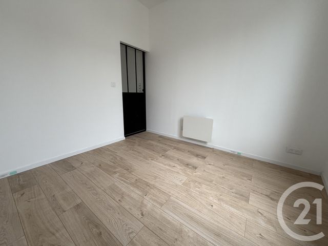 Appartement F2 &agrave; louer - 2 pi&egrave;ces - 27,45 m2 - Pont Ste Maxence - 60 - PICARDIE