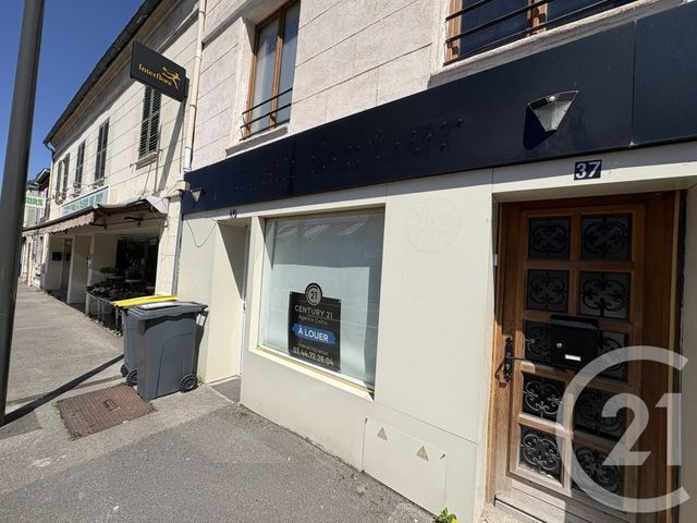 Local commercial à louer - 53.0 m2 - 60 - Oise