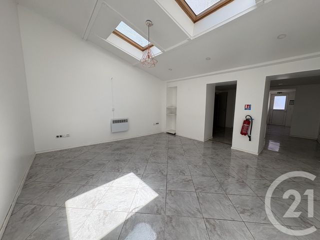 Local commercial à louer - 53.0 m2 - 60 - Oise