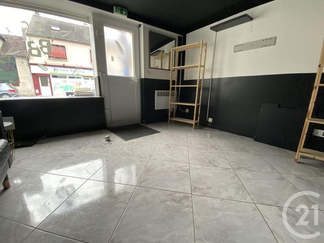 Local commercial à louer - 53.0 m2 - 60 - Oise
