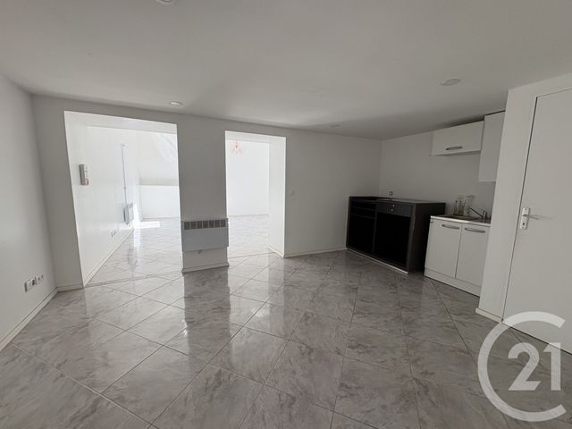 Local commercial à louer - 53.0 m2 - 60 - Oise