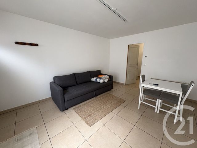 Maison &agrave; louer - 2 pi&egrave;ces - 42,88 m2 - St Just En Chaussee - 60 - PICARDIE
