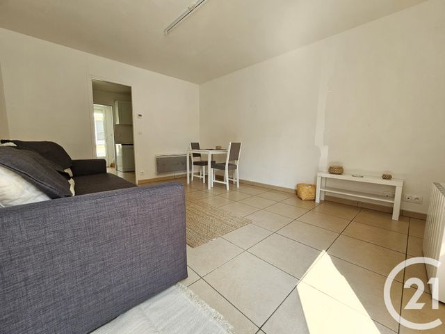 Maison &agrave; louer - 2 pi&egrave;ces - 42,88 m2 - St Just En Chaussee - 60 - PICARDIE