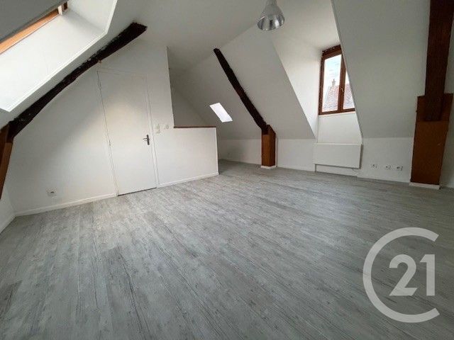Appartement Studio &agrave; louer - 1 pi&egrave;ce - 18 m2 - Mouy - 60 - PICARDIE