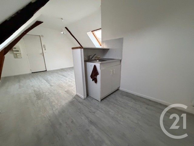 Appartement Studio &agrave; louer - 1 pi&egrave;ce - 18 m2 - Mouy - 60 - PICARDIE