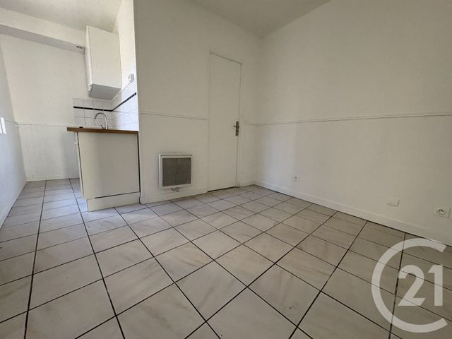 Appartement F1 &agrave; louer - 1 pi&egrave;ce - 26,93 m2 - Pont Ste Maxence - 60 - PICARDIE