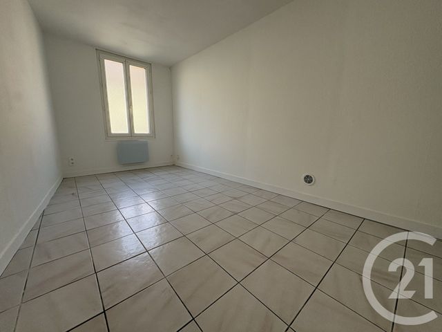Appartement F1 &agrave; louer - 1 pi&egrave;ce - 26,93 m2 - Pont Ste Maxence - 60 - PICARDIE