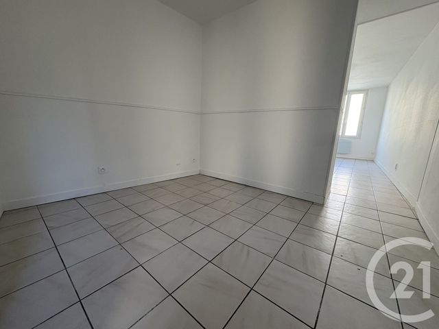Appartement F1 &agrave; louer - 1 pi&egrave;ce - 26,93 m2 - Pont Ste Maxence - 60 - PICARDIE