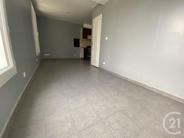 Appartement F2 &agrave; louer - 2 pi&egrave;ces - 32,84 m2 - Pont Ste Maxence - 60 - PICARDIE