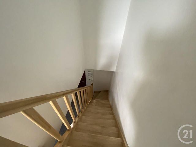 Appartement F2 &agrave; louer - 2 pi&egrave;ces - 32,84 m2 - Pont Ste Maxence - 60 - PICARDIE