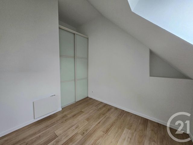 Appartement F3 &agrave; louer - 3 pi&egrave;ces - 37,40 m2 - Pont Ste Maxence - 60 - PICARDIE